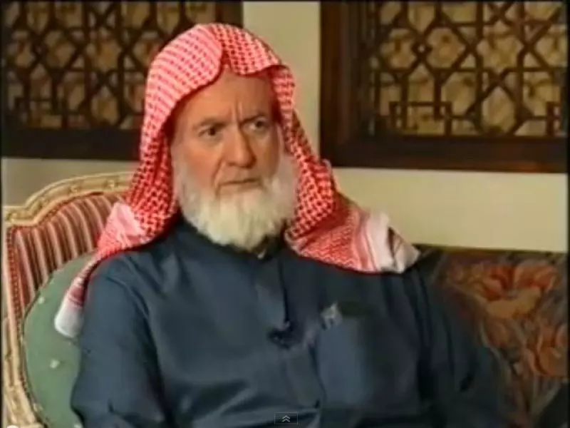 وفاة العلامة السوري المؤرخ محمود شاكر في السعودية