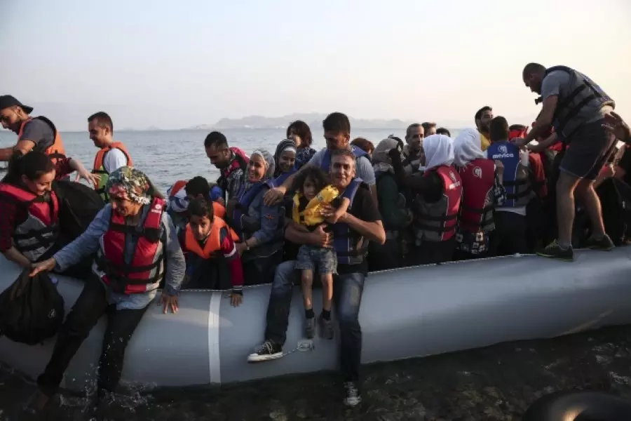 اليونان تستدعي سفير تركيا لديها على خلفية وصول مئات المهاجرين إلى أراضيها