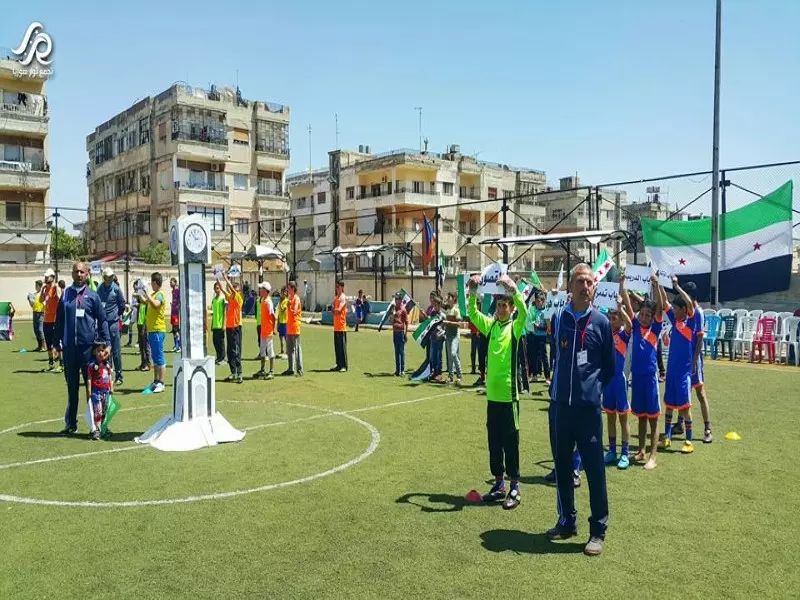 لبث الأمل ... افتتاح مهرجان رياضي في حي الوعر بمشاركة عدد كبير من الرياضيين