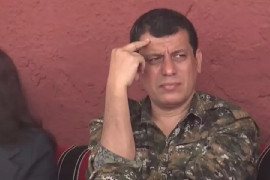 قائد "قسد": مبادرة "لم الشمل الكردي" تحقق تقدماً كبيراً