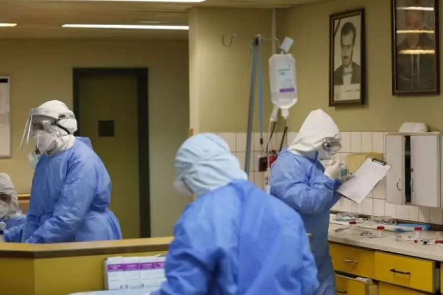 معظمهم إثر "كورونا" نقيب الأطباء يكشف عن وفاة 130 طبيباً في سوريا