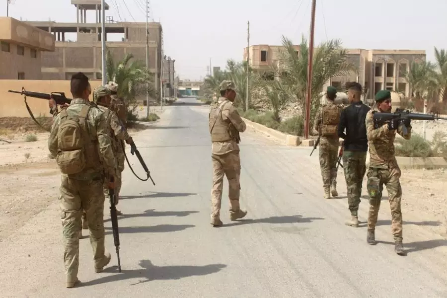 العراق يعلن تأمين حدوده مع سوريا بشكل كامل بعد تقدم تنظيم الدولة شرق ديرالزور