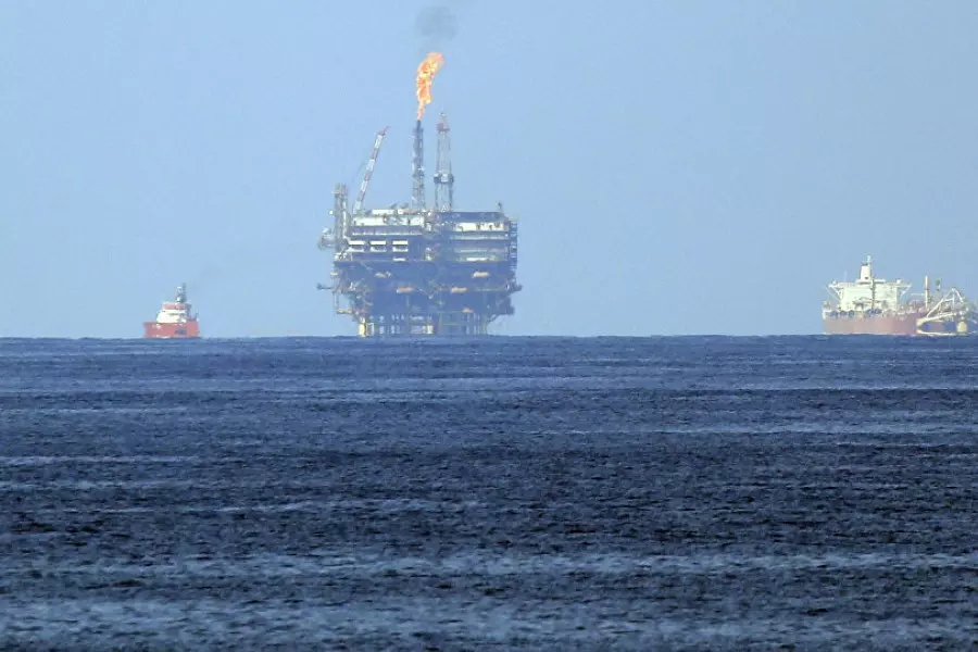 النظام يعلن بدء روسيا بالتنقيب عن النفط في البحر المتوسط