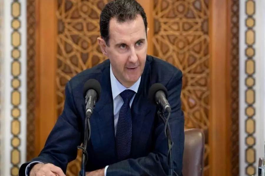 فايننشال تايمز: دول عربية تتحدى أمريكا وتعيد علاقاتها مع نظام الأسد