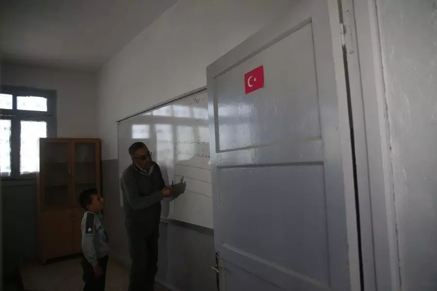 "المؤقتة" تنفي إلغاء تدريس مادة "اللغة الكردية" من المنهاج في منطقة عفرين
