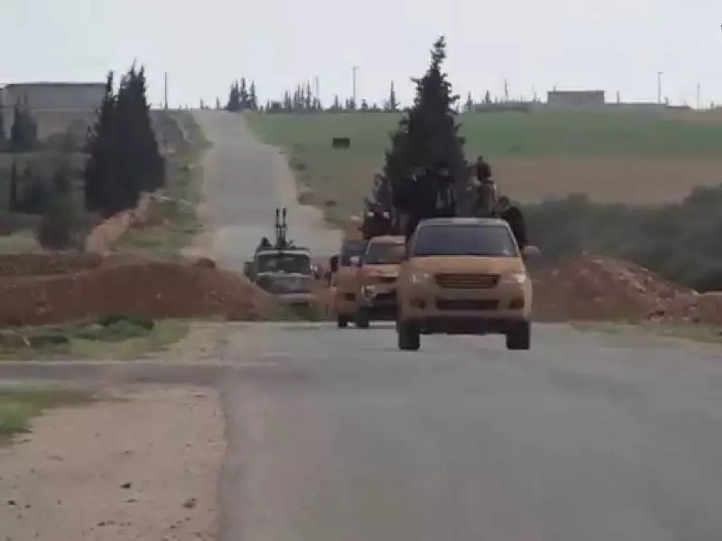 تنظيم الدولة يهاجم حاجز التناهج على طريق السلمية ويوقع قتلى في صفوف عناصر الأسد