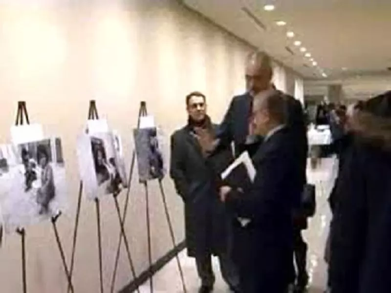 لم لا .. معرض صور لنظام الأسد في الأمم المتحدة عن "الأعمال الإرهابية " !!
