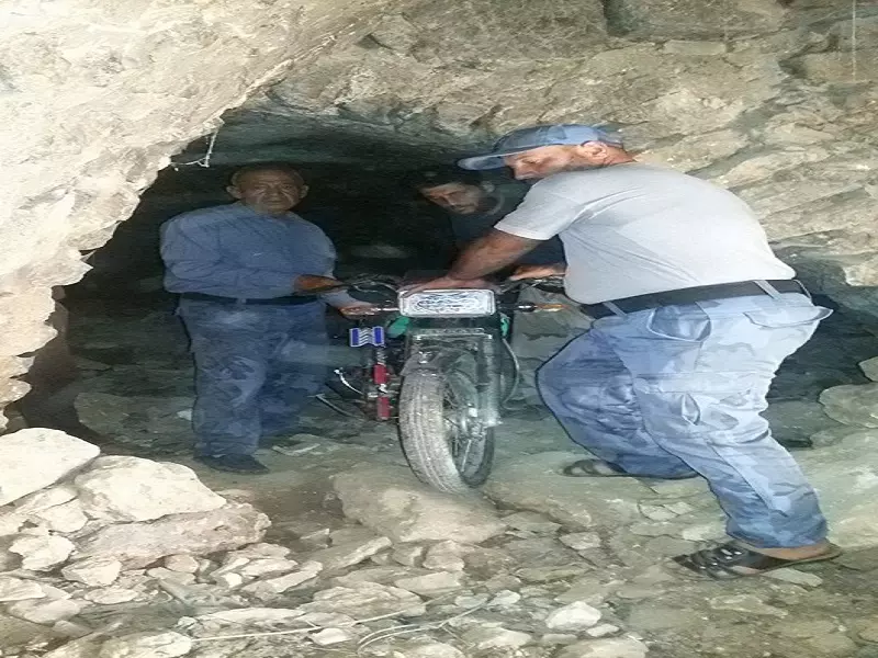 شرطة مدينة معرة النعمان تلقي القبض على مجموعة تسرق الدراجات النارية في المدينة