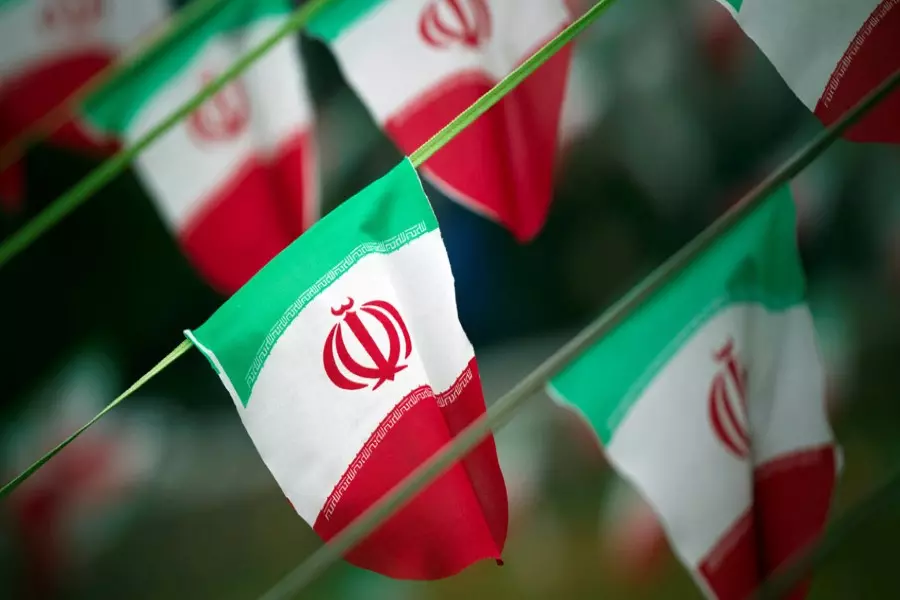 كلمتان تكشفان عنصرية إيران