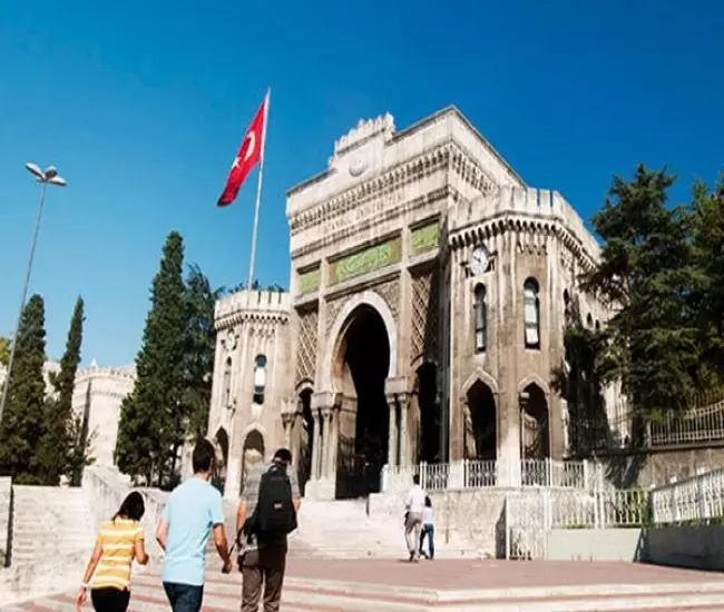 الطلاب السوريين في تركيا... تفاصيل الإمتحان المعياري لدخول الجامعات التركية