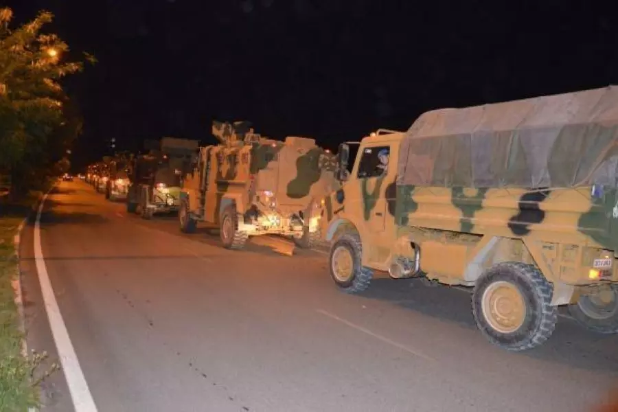 عقب استهداف نقاط المراقبة.. تعزيزات عسكرية تركية جديدة الى الحدود السورية
