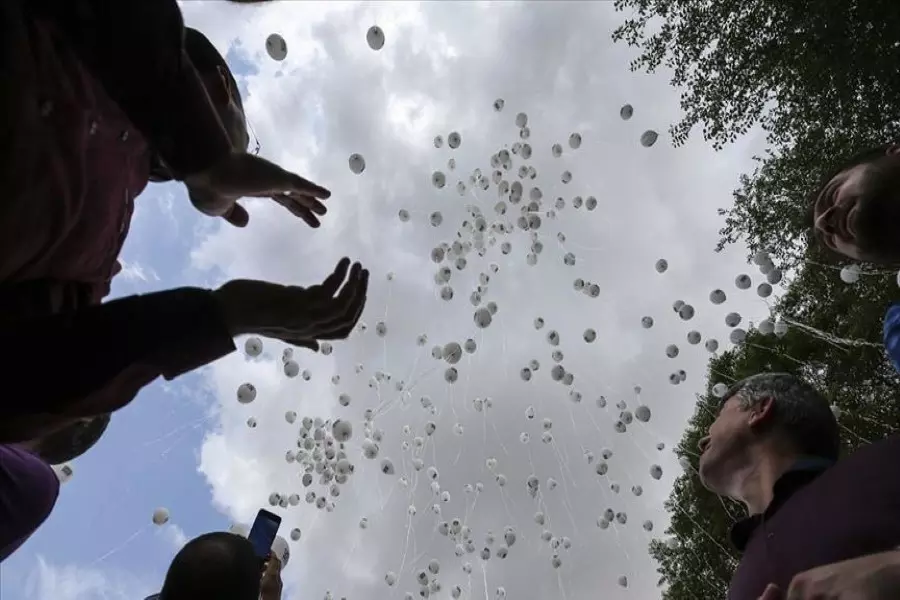 إطلاق آلاف البالونات في دول عالمية عديدة تضامنا مع إدلب