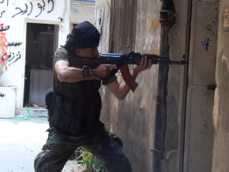 مخيم اليرموك ..ساحة حرب من جديد.. الثوار وجبهة النصرة لطرد تنظيم الدولة