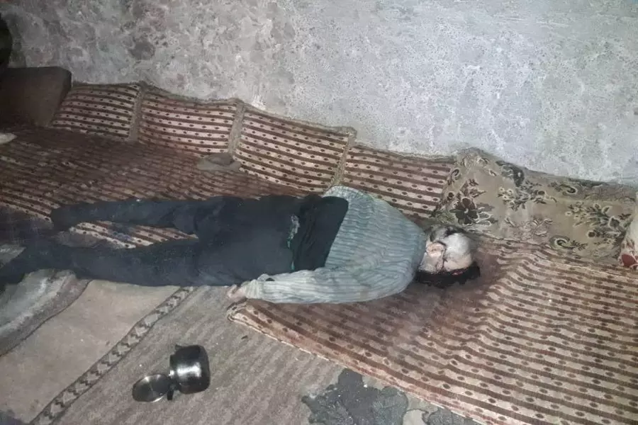 مجهولون يقتلون رجلا وزوجته وابنه الصغير بعد مداهمة منزلهم شمال حلب