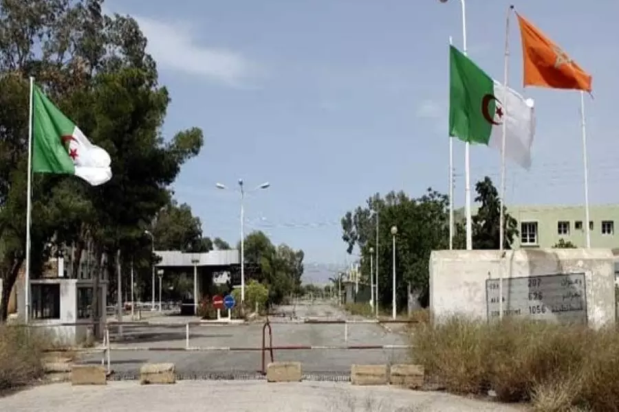 الجزائر توقف قرار استقبال اللاجئين السوريين العالقين على الحدود مع المغرب!؟