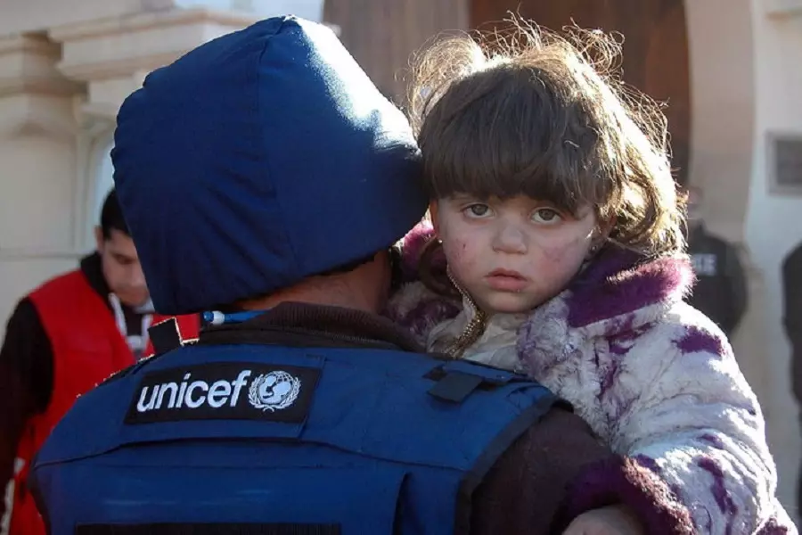 اليونسيف: 5.8 مليون طفل سوري مهددون بالأمراض وشلل الأطفال في المقدمة