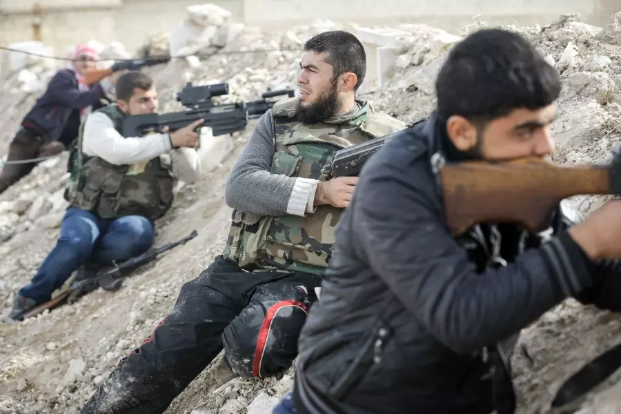 باحث: المقاتلون الأجانب معضلة الحل في الشمال السوري وهناك خطط لإخراجهم