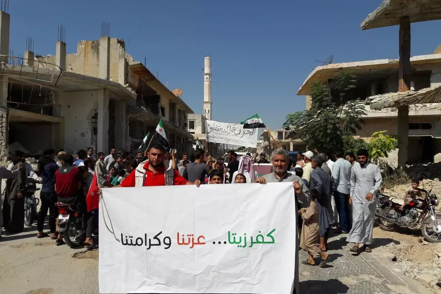 "تحرير الشام" تعتقل مدنيين من كفرزيتا خططوا للتظاهر رفضاَ لـ"تسليم" مدينتهم