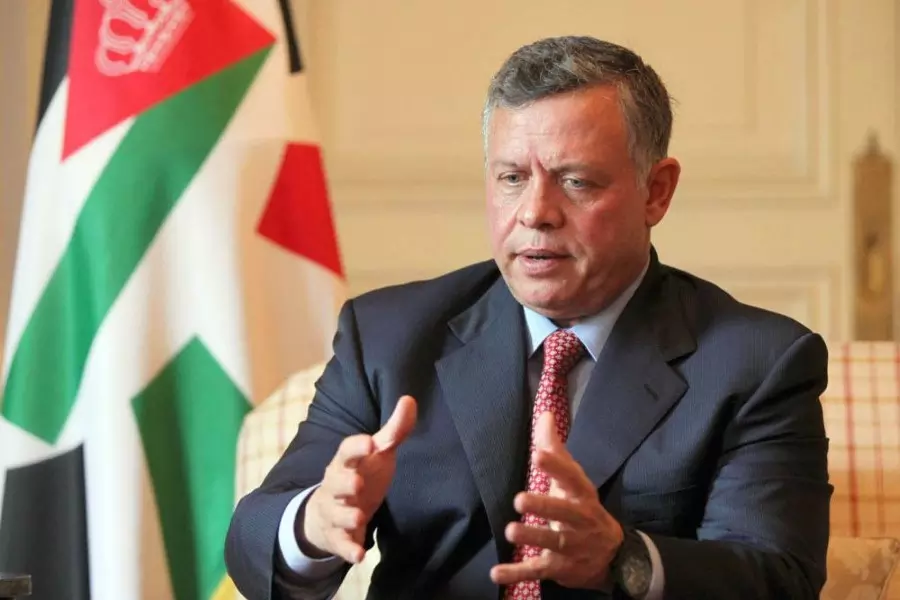 ملك الأردن يدعو لحل سياسي في سوريا وتفعيل الدور العربي