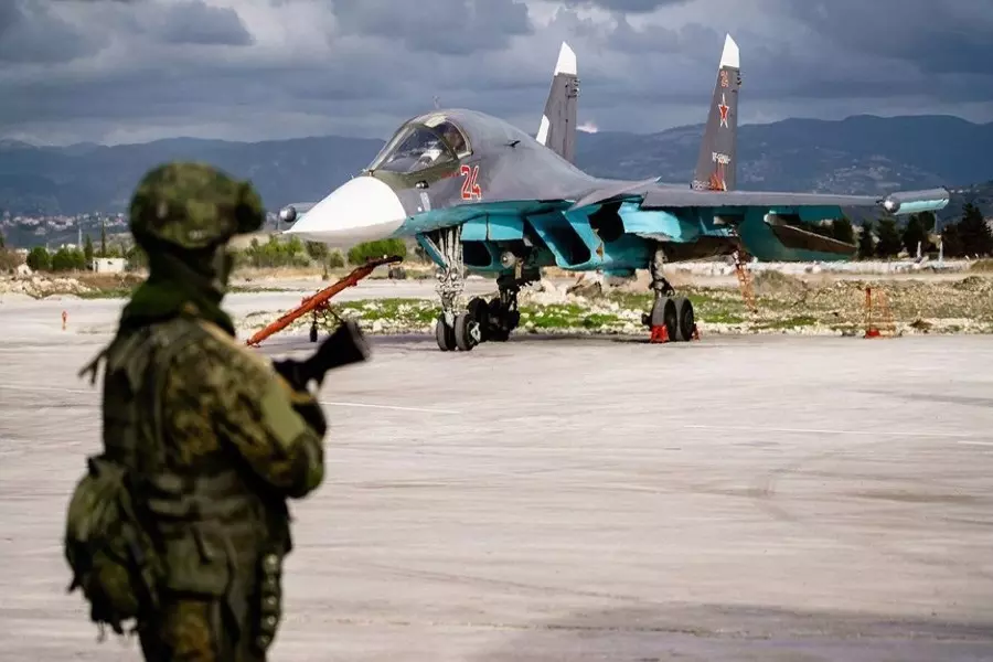 موسكو تسقط طائرات دون طيار فوق مطار حميميم