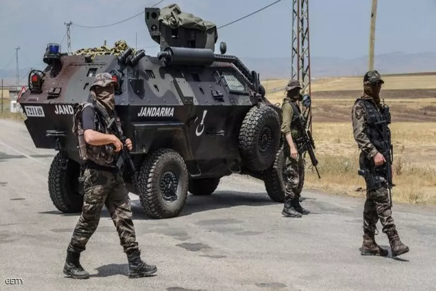 المحكمة التركية تصدر حكماً بحق ثلاث عساكر أتراك بعد إساءتهم لسوريين على الحدود
