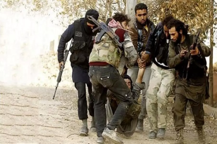 جيش الإسلام يجدد اعتداءه على فيلق الرحمن في الغوطة الشرقية ويأسر العشرات من عناصره