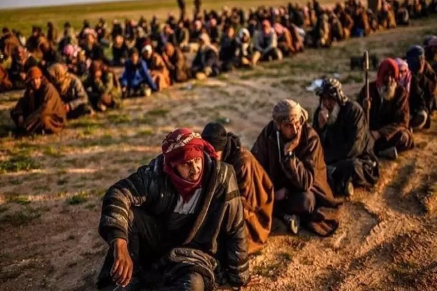 مسؤول كردي يكشف عن وجود ستة آلاف داعشي محتجز شرقي الفرات