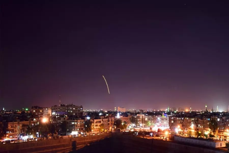 نظام الأسد يعلن إسقاط صواريخ إسرائيلية ومعلومات عن استهداف مواقع "ميليشيات إيرانية"