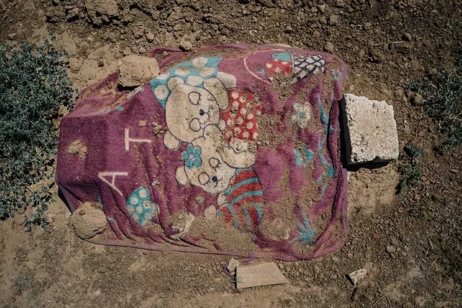 وفاة طفلة في مخيم الهول شرقي الحسكة بسبب نقص الرعاية الصحية