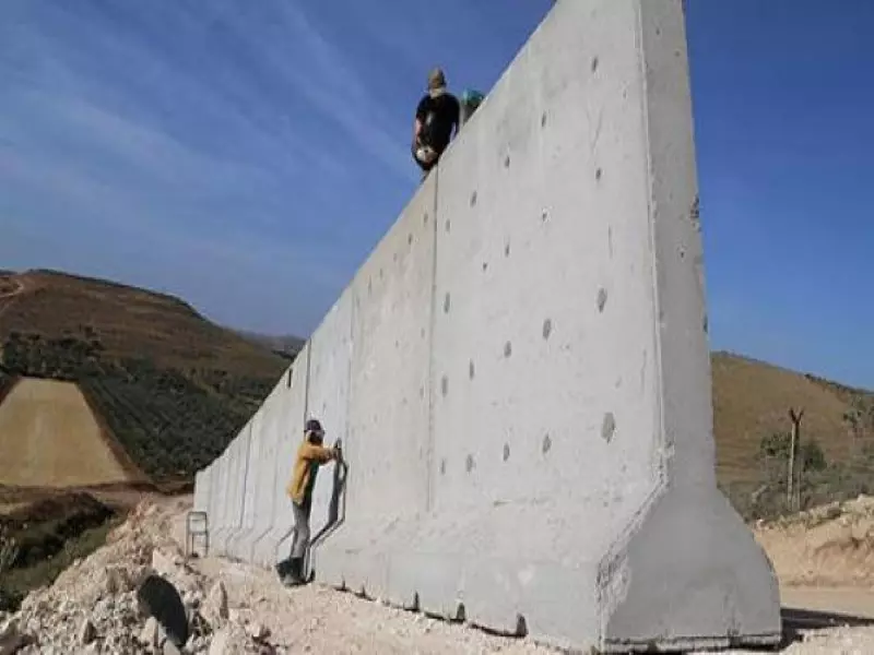 تركيا تنهي بناء أكثر من 150 كيلو متر من الجدار الخرساني على الحدود السورية ... والبناء مستمر