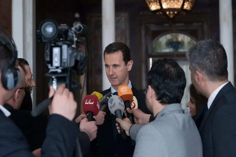المجرم "بشار الأسد" يؤكد استمرار هجمات قواته على الغوطة الشرقية