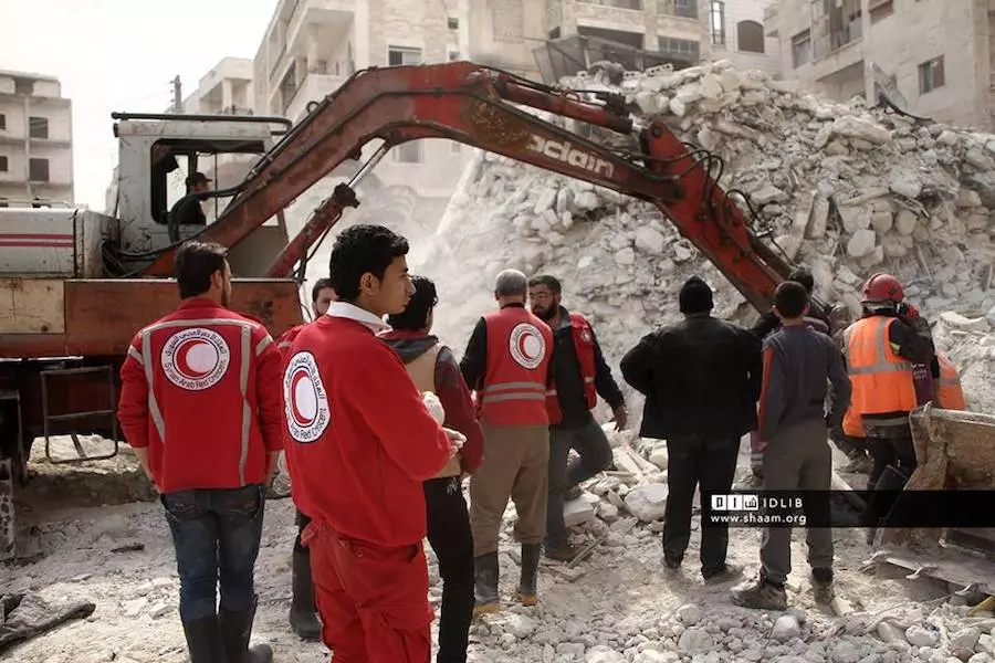 ١٦ شهيد حصيلة استهداف مبنى القوة التنفيذية في مدينة ادلب
