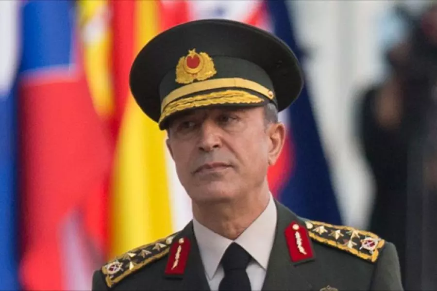 وزير الدفاع التركي: سنقصف مع السوريين في مواجهة الإرهاب شرق الفرات
