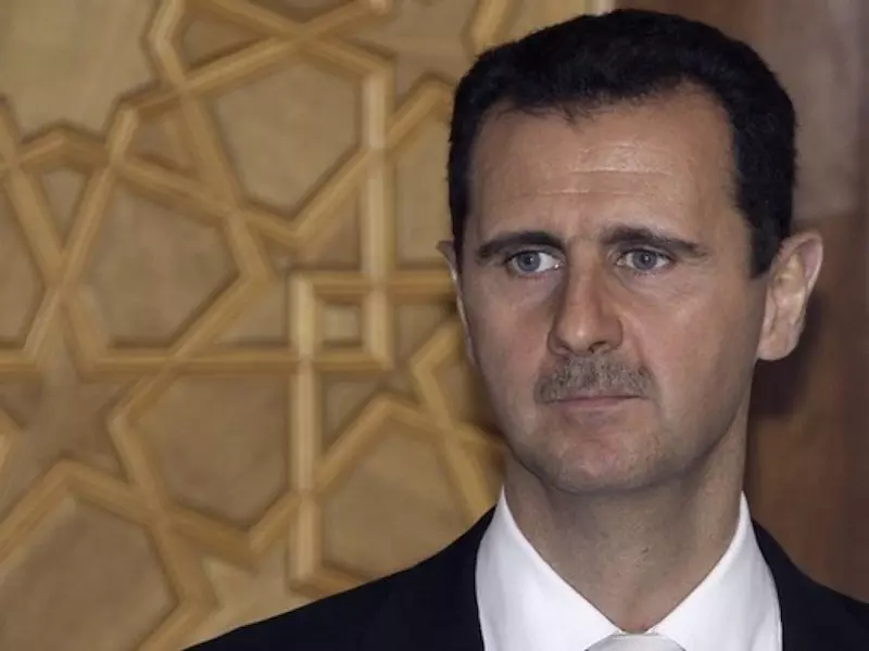 ملازمة الأسد