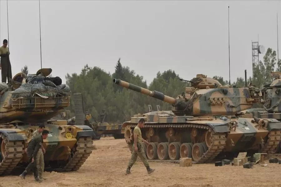الجيش التركي يرسل تعزيزات عسكرية جديدة للحدود السورية
