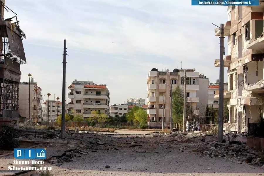 بعد انتهاء وقف إطلاق النار .... قوات الأسد تستهدف حي الوعر بالأسطوانات المتفجرة