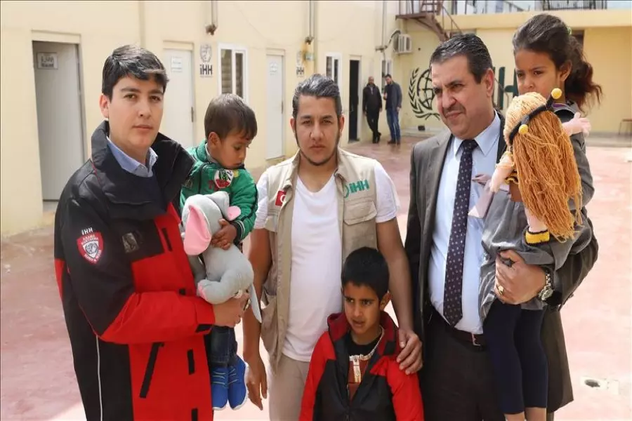 بعد خروجها من الموصل باتجاه سوريا .. عائلة عراقية تستعد للعودة لبلادها بجهود تركية