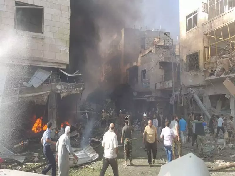 شهداء وجرحى بغارات جوية على مدينة إدلب ... بالرغم من إعلانها "مدنيّة بالكامل"