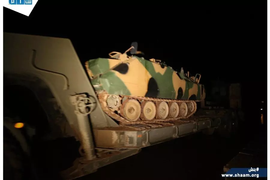 قوات تركية معززة بالدبابات تثبت نقطة في الإسكان العسكري شرقي مدينة إدلب