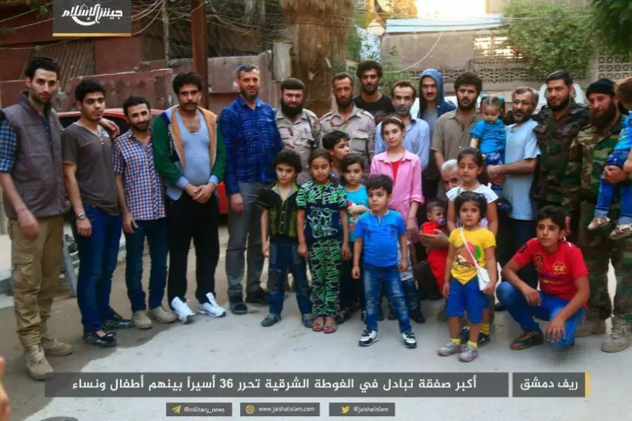 جيش الإسلام يحرر 36 معتقلا مهجرا من برزة والقابون من سجون الأسد