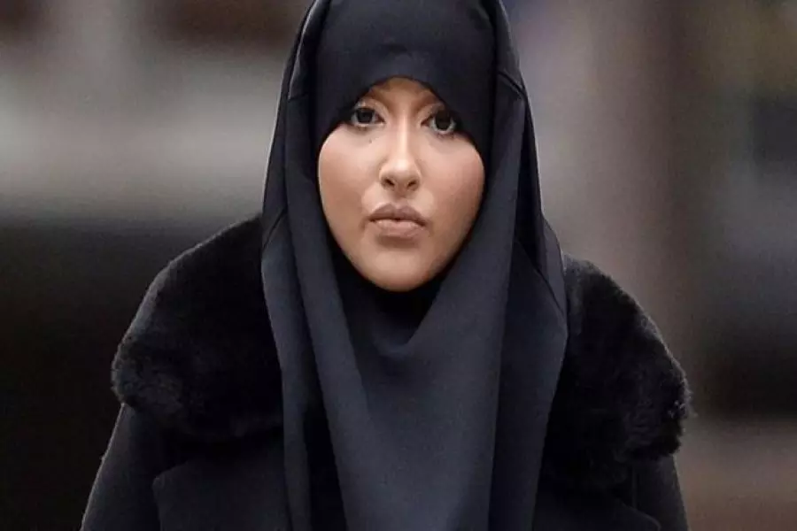 السجن لملكة جمال مراهقي بريطانيا أُغرمت بـ"داعشي" في سوريا