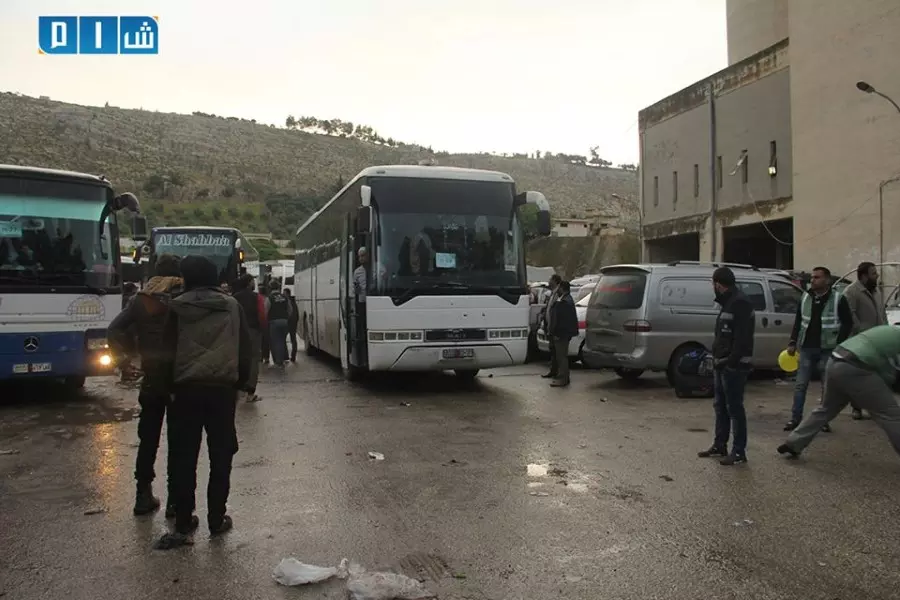 الأسد وروسيا يتمان تهجير سكان القطاع الأوسط في الغوطة مع خروج أخر دفعة من المدنيين باتجاه إدلب