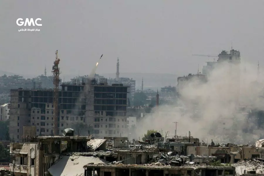 قوات الأسد تمطر "جوبر وعين ترما" بصواريخ الفيل وقذائف المدفعية