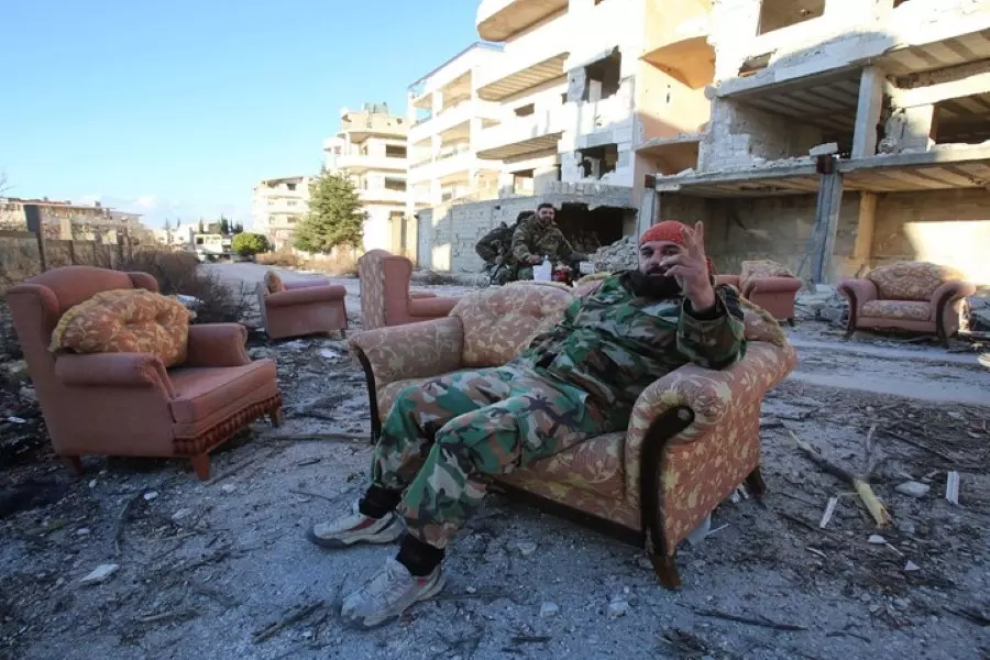 ديرالزور … بين “تعفيش” نظام الأسد جبراً و داعش شرعاً