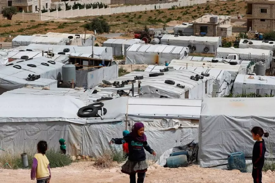 لبنان يتراجع عن قرار إخلاء مخيمات سوريين في عرسال ويجهز لإرسال دفعة جديدة للقلمون
