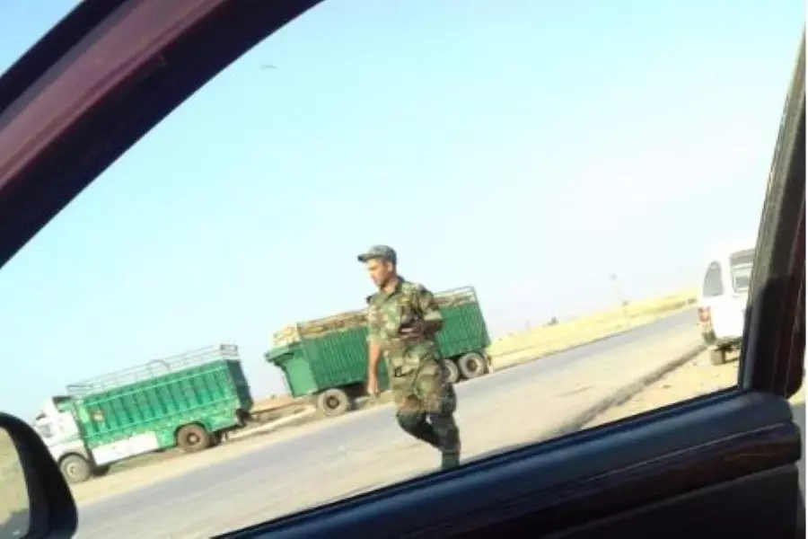 قوات الأسد تستغل الفلاحين على حواجزها بريف القامشلي