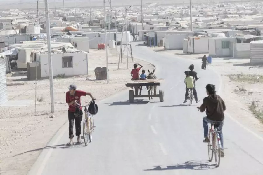 المجلس الأوروبي يجري أول جولة في مخيم الزعتري عبر نظارات الواقع الافتراضي