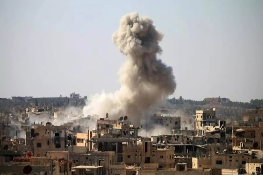 صواريخ فيل وقذائف هاون ... قوات الأسد تصعد من قصفها على مدينة درعا