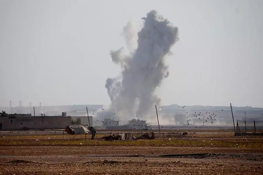 بعد أن أعاد السيطرة على ١٢ قرية .. الجيش التركي يعلن قصف ٨٠ هدفاً لتنظيم الدولة في شمال سوريا