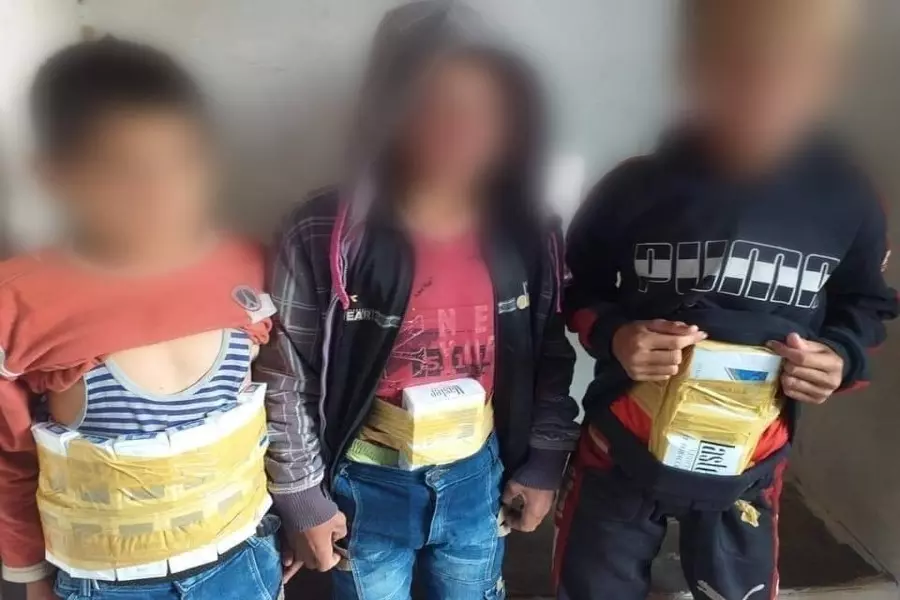 الشبكة السورية تدين احتجاز "تحرير الشام" لثلاثة أطفال وتصويرهم بطريقة مُهينة